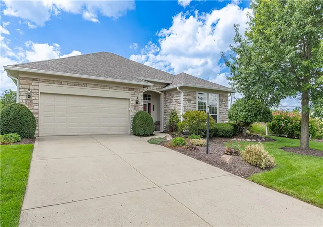 Photo 2 of Single family home for sale at 10101 Sawtry Ln, Dayton, OH 45458 | MLS# 967657 | Listing updated on 2026-09-06