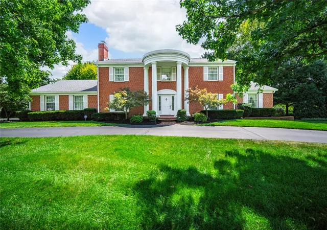 Photo 1 of Sale Pending at 1010 Brittany Hills Dr, Dayton, OH 45459 | MLS# 967817 | Listing updated on 2026-09-04