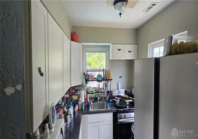 Photo 4 of Single family home for sale at 155 N Quentin Ave, Dayton, OH 45403 | MLS# 967828 | Listing updated on 2026-09-02