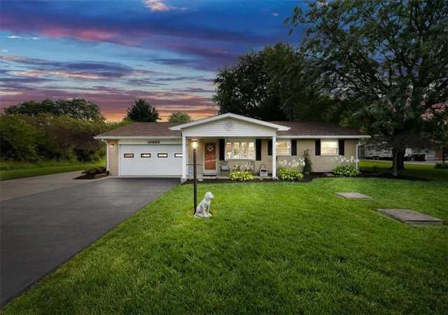 Photo 1 of Single family home for sale at 10950 Pansing Rd, Englewood, OH 45322 | MLS# 967884 | Listing updated on 2026-10-05