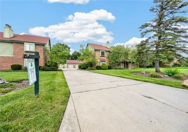 Photo 2 of Condo for sale at 1035 Beryl Trl, Dayton, OH 45459 | MLS# 966884 | Listing updated on 2026-09-05