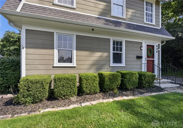Photo 3 of Sale Pending at 636 W 2nd Street, Springfield, OH 45504 | MLS# 967956 | Listing updated on 2026-09-04