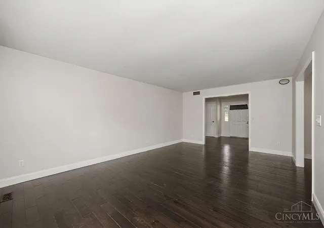 Photo 4 of Single family home for sale at 4690 Huston Rd, Hamilton, OH 45013 | MLS# 967962 | Listing updated on 2026-09-12
