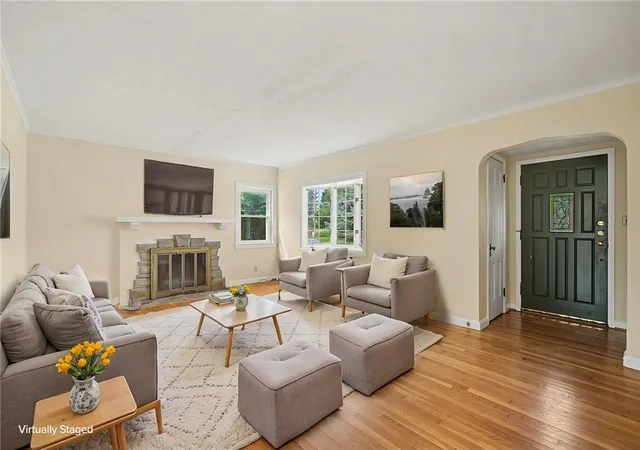 Photo 4 of Single family home for sale at 220 E Dorothy Ln, Dayton, OH 45429 | MLS# 967004 | Listing updated on 2026-09-09