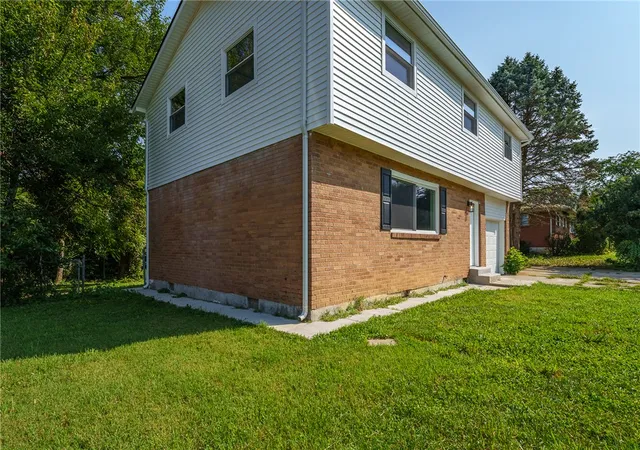 Photo 3 of Single family home for sale at 4889 Becker Dr, Dayton, OH 45417 | MLS# 967927 | Listing updated on 2026-09-12
