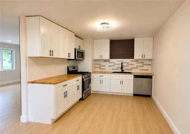 Photo 4 of Single family home for sale at 3810 Brumbaugh Blvd, Dayton, OH 45416 | MLS# 968006 | Listing updated on 2026-09-12