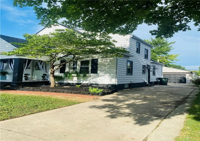 Photo 2 of Single family home for sale at 1820 Rosemont Blvd, Dayton, OH 45420 | MLS# 967948 | Listing updated on 2026-09-12