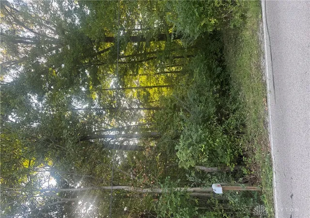 Photo 2 of Sale Pending at 651 Crawford Toms Run Rd, New Lebanon, OH 45345 | MLS# 968010 | Listing updated on 2026-09-10