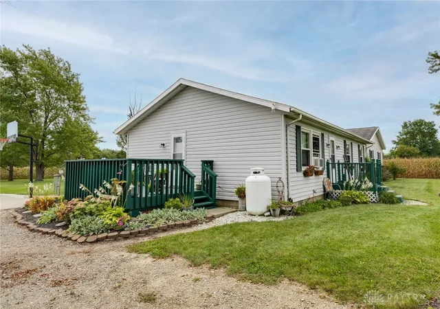 Photo 2 of Single family home for sale at 7145 Auld Rd, Bradford, OH 45308 | MLS# 968029 | Listing updated on 2026-10-07