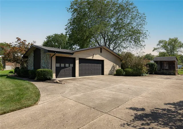 Photo 2 of Single family home for sale at 120 Marsha Jeanne Way, Dayton, OH 45458 | MLS# 967935 | Listing updated on 2026-09-02