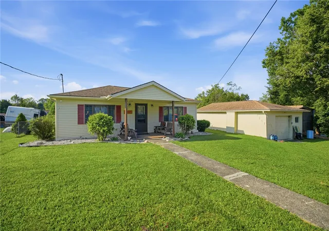 Photo 2 of Single family home for sale at 6207 Kalbfleisch Rd, Middletown, OH 45042 | MLS# 968039 | Listing updated on 2026-09-14