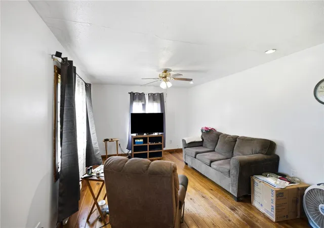 Photo 4 of Single family home for sale at 6207 Kalbfleisch Rd, Middletown, OH 45042 | MLS# 968039 | Listing updated on 2026-09-14