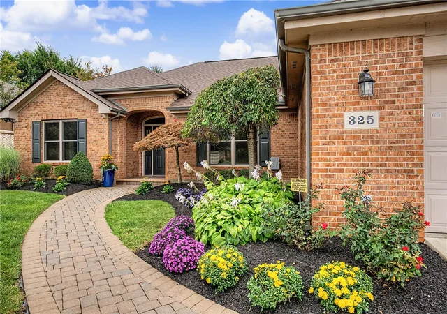 Photo 3 of Single family home for sale at 325 Christopher Dr, Dayton, OH 45458 | MLS# 967933 | Listing updated on 2026-09-10