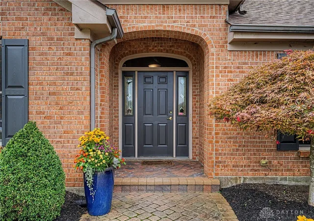 Photo 3 of Single family home for sale at 325 Christopher Dr, Dayton, OH 45458 | MLS# 967933 | Listing updated on 2026-09-10