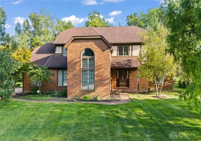 Photo 2 of Single family home for sale at 240 E Stonequarry Rd, Vandalia, OH 45377 | MLS# 967975 | Listing updated on 2026-09-06