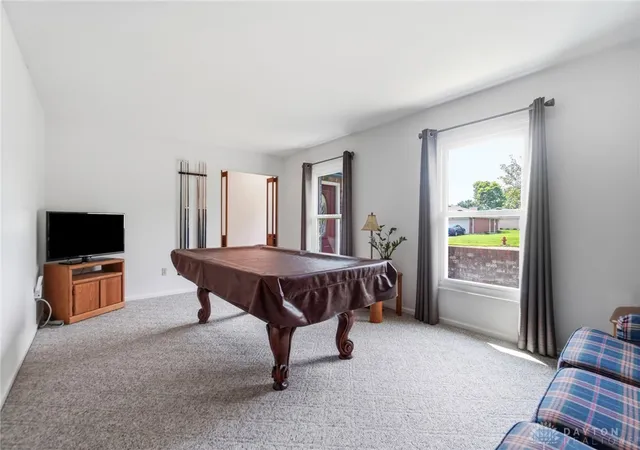 Photo 3 of Sale Pending at 110 Fairway Dr, Springboro, OH 45066 | MLS# 967965 | Listing updated on 2026-09-11