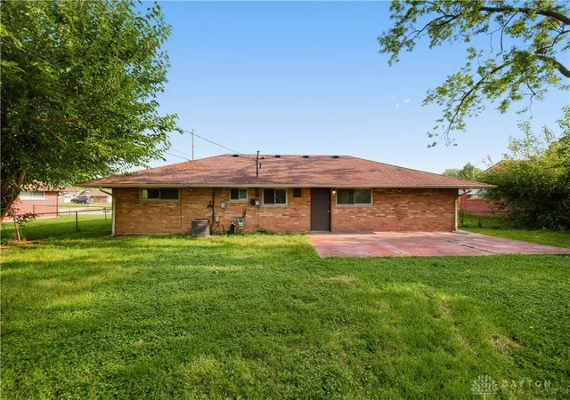 Photo 3 of Sale Pending at 2236 Norway Dr, Dayton, OH 45439 | MLS# 967140 | Listing updated on 2026-09-11