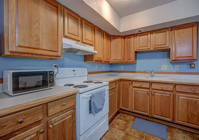 Photo 3 of Single family home for sale at 400 Willow Dr, Eaton, OH 45320 | MLS# 968085 | Listing updated on 2026-09-05