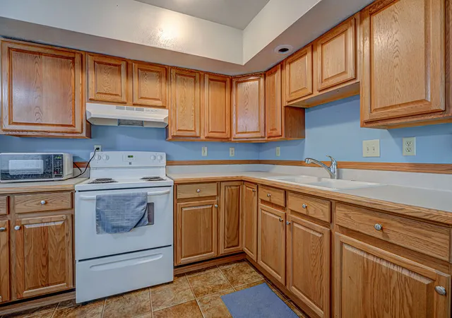 Photo 4 of Single family home for sale at 400 Willow Dr, Eaton, OH 45320 | MLS# 968085 | Listing updated on 2026-09-05