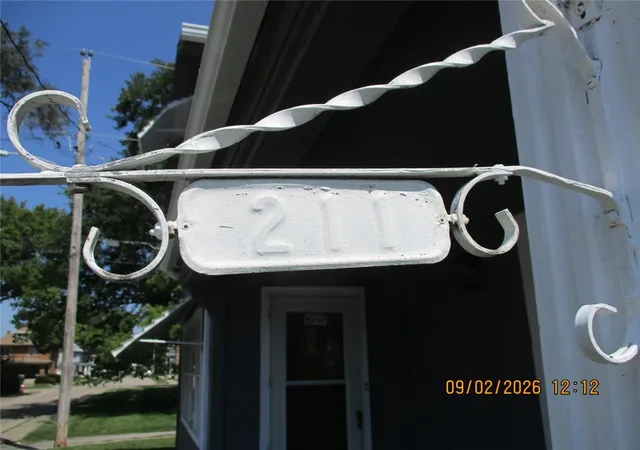 Photo 3 of Single family home for sale at 211 Franklin St, Piqua, OH 45356 | MLS# 968088 | Listing updated on 2026-09-23