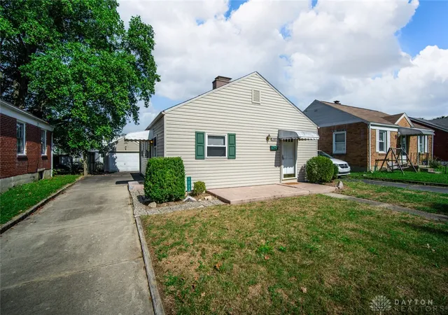 Single family home for sale at 4033 Fulton Ave, Moraine, OH 45439 | MLS# 968111