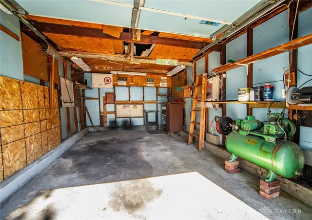 Photo 3 of Single family home for sale at 4033 Fulton Ave, Moraine, OH 45439 | MLS# 968111 | Listing updated on 2026-09-30