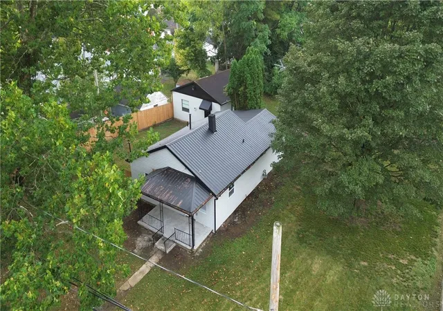 Single family home for sale at 1015 Hillcrest Ave, Springfield, OH 45504 | MLS# 968105
