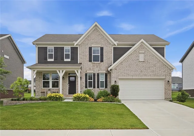 Photo 1 of Single family home for sale at 1986 Cleopatra Dr, Franklin, OH 45005 | MLS# 968095 | Listing updated on 2026-09-05