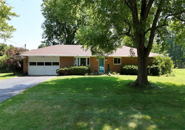 Photo 1 of Single family home for sale at 9836 Washington Church Rd, Miamisburg, OH 45342 | MLS# 967889 | Listing updated on 2026-10-03
