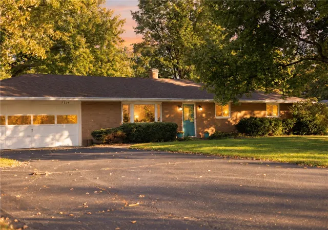 Photo 1 of Single family home for sale at 9836 Washington Church Rd, Miamisburg, OH 45342 | MLS# 967889 | Listing updated on 2026-10-21