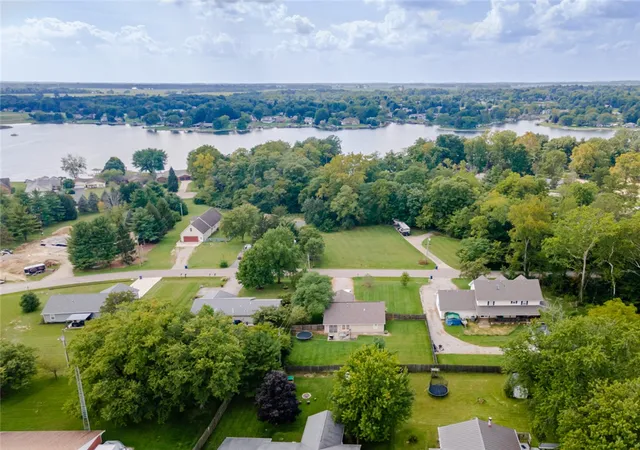 Photo 1 of Single family home for sale at 826 Lakengren Dr, Eaton, OH 45320 | MLS# 967992 | Listing updated on 2026-10-06
