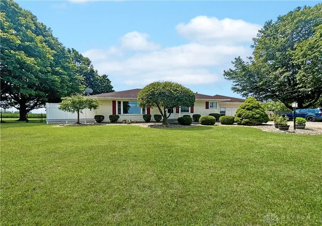 Single family home for sale at 7723 E State Rd, Union City, IN 47390 | MLS# 968168