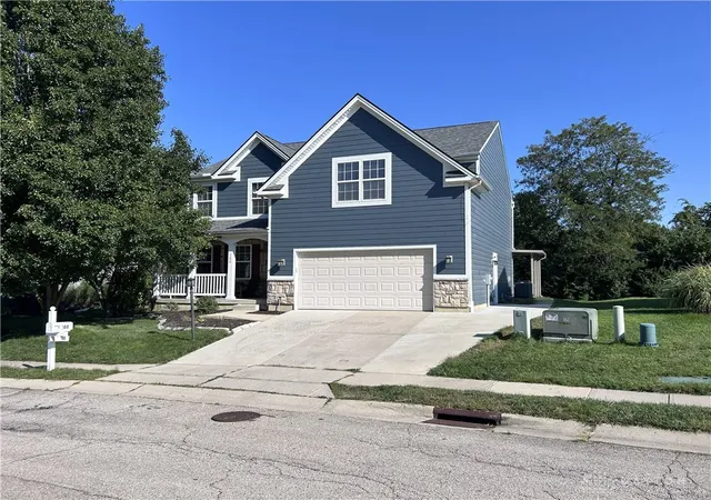 Photo 2 of Single family home for sale at 180 Haverstraw Pl, Springboro, OH 45066 | MLS# 967779 | Listing updated on 2026-10-04