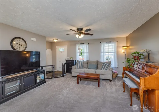Photo 4 of Single family home for sale at 1225 Shannon Ln, Xenia, OH 45385 | MLS# 968077 | Listing updated on 2026-09-17