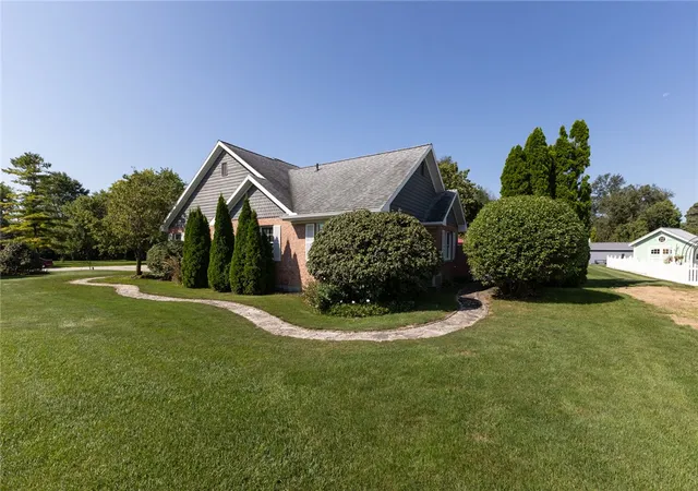 Photo 4 of Single family home for sale at 1 Seminole Ln, Arcanum, OH 45304 | MLS# 968036 | Listing updated on 2026-10-05