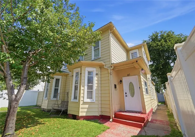 Photo 2 of Single family home for sale at 40 S Torrence St, Dayton, OH 45403 | MLS# 968081 | Listing updated on 2026-09-12