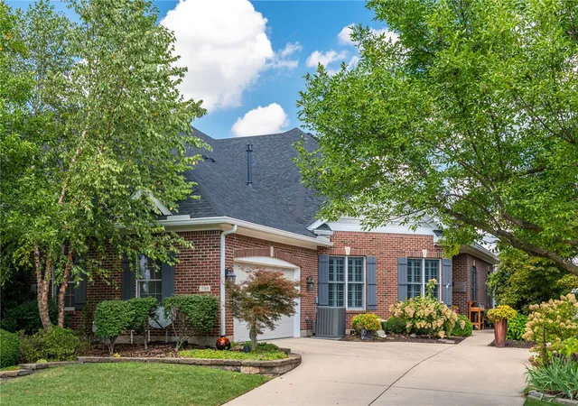 Photo 2 of Single family home for sale at 709 Legendary Way, Dayton, OH 45458 | MLS# 967795 | Listing updated on 2026-09-12