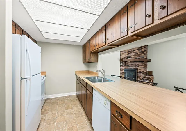 Photo 3 of Condo for sale at 5670 Cobblegate Dr, Dayton, OH 45449 | MLS# 967225 | Listing updated on 2026-09-09