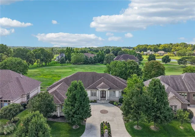 Photo 2 of Mansion for sale at 2161 Annandale Pl, Xenia, OH 45385 | MLS# 965996 | Listing updated on 2026-09-11