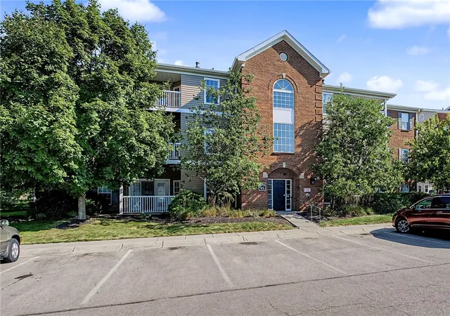 Photo 2 of Condo for sale at 3772 Grant Ave #H, Beavercreek, OH 45431 | MLS# 968094 | Listing updated on 2026-09-04
