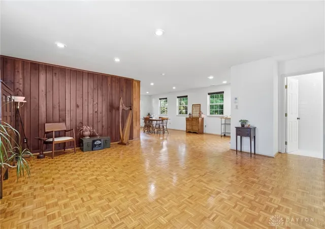 Photo 3 of Sale Pending at 16 Vermont Ave, Cincinnati, OH 45215 | MLS# 968138 | Listing updated on 2026-10-06