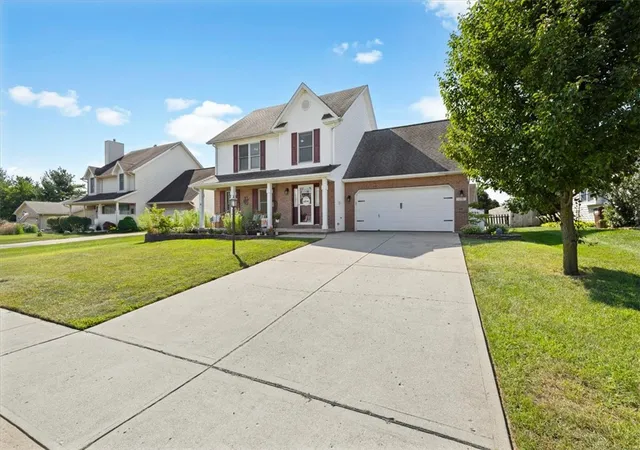 Photo 2 of Single family home for sale at 176 Locust View Way, Troy, OH 45373 | MLS# 968136 | Listing updated on 2026-09-05