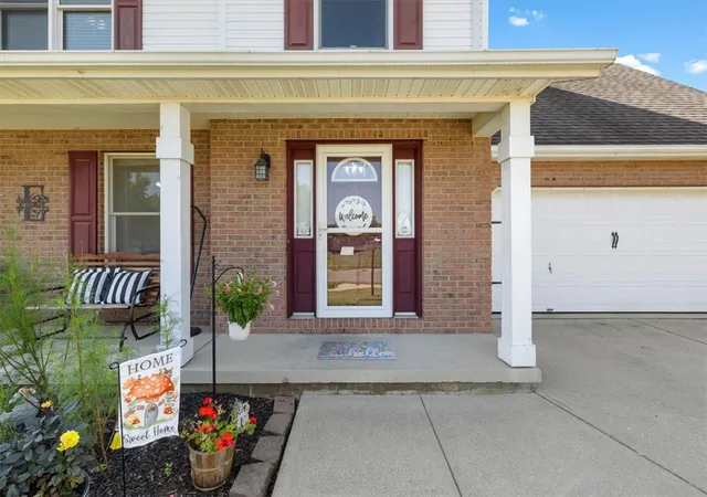 Photo 3 of Single family home for sale at 176 Locust View Way, Troy, OH 45373 | MLS# 968136 | Listing updated on 2026-09-05