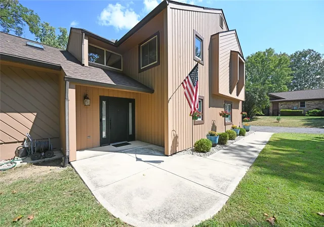 Photo 4 of Single family home for sale at 1065 Wilderness Blf, Tipp City, OH 45371 | MLS# 968217 | Listing updated on 2026-09-09
