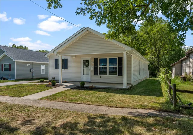 Photo 2 of Single family home for sale at 413 S Mulberry, Wilmington, OH 45177 | MLS# 968173 | Listing updated on 2026-09-04