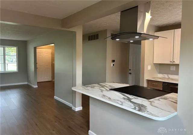 Listing Photo 4 - Condo for sale in building located at 9920 Sheehan Rd, Dayton, OH 45458