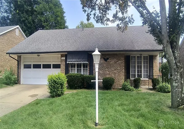 Photo 1 of Condo for sale at 2230 Manhatten, Springfield, OH 45504 | MLS# 968234 | Listing updated on 2026-09-04