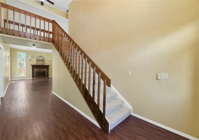 Photo 3 of Single family home for sale at 6604 Rolling Glen Dr, Dayton, OH 45424 | MLS# 967963 | Listing updated on 2026-09-29
