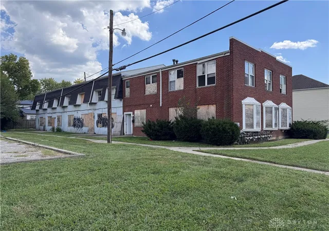 Photo 2 of Multi family home for sale at 440 Maryland Ave, Dayton, OH 45404 | MLS# 968249 | Listing updated on 2026-09-25