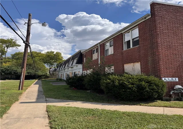 Photo 4 of Multi family home for sale at 440 Maryland Ave, Dayton, OH 45404 | MLS# 968249 | Listing updated on 2026-09-25